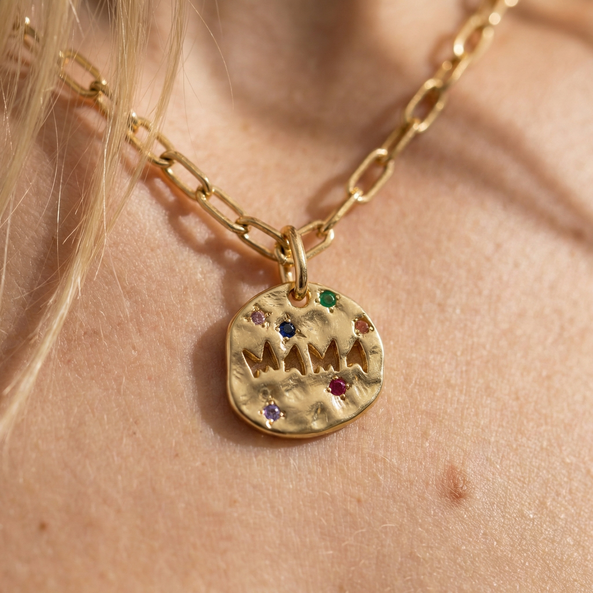 Collar MAMA